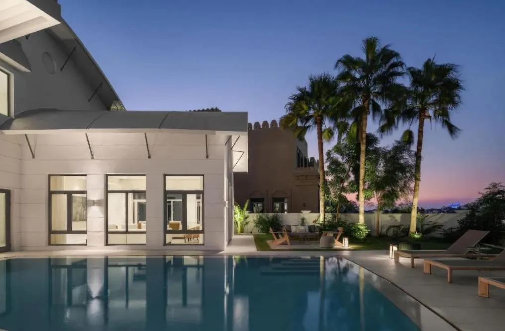 Readhostprofile! Luxury Villa With Private Pool And Sea View Dubai United Arab Emirates