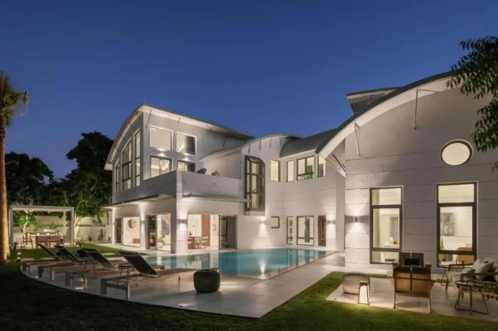 Readhostprofile! Luxury Villa With Private Pool And Sea View contacts